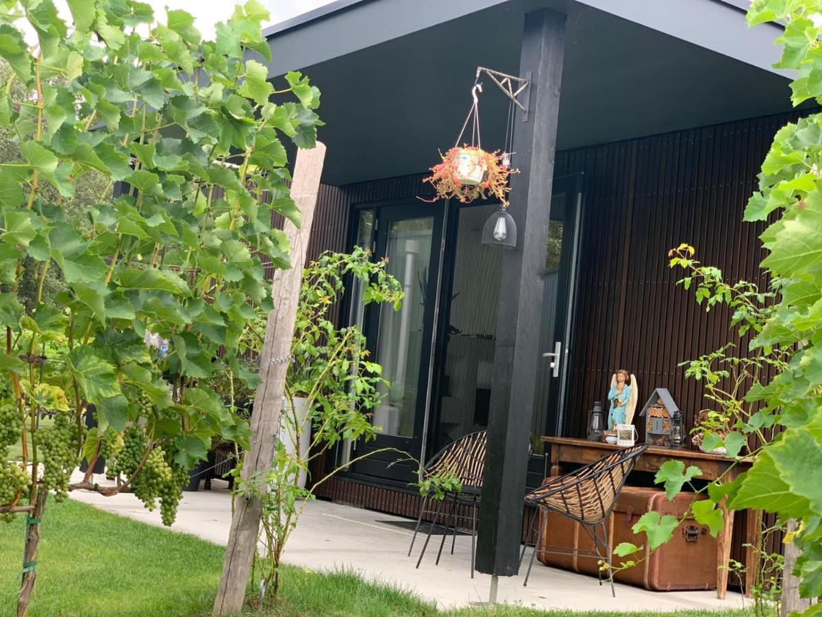 Life Contains Beautiful Things Villa Almere Exterior foto